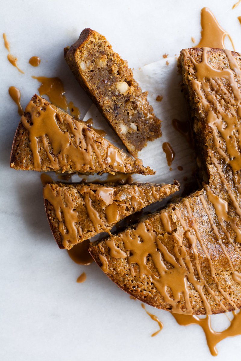 SocietyCulinari's tweet photo. We need these! #ToastedHazelnut #ButternutSquash 3cake w/#EspressoIcing by @lemonfirebrgade https://t.co/qAJJ3qbxIz https://t.co/RE7tOsEDEO