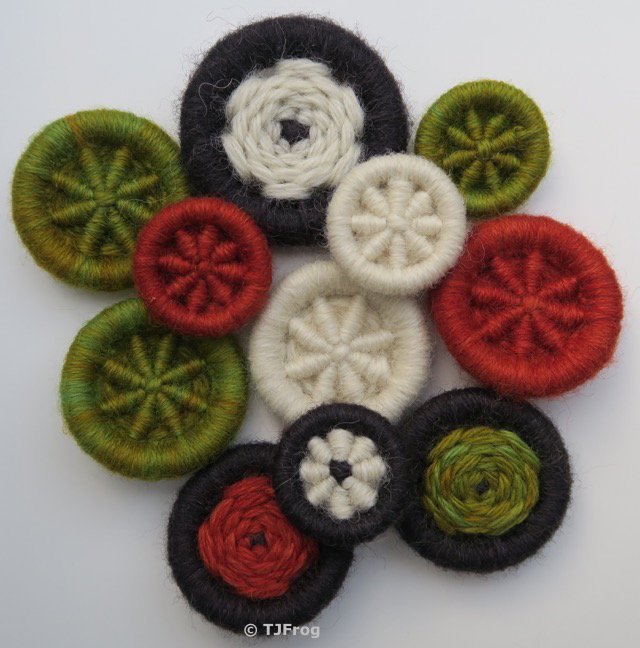 #DorsetButton workshop @handspinnerskye Tues 12 July 6-8pm.  How to use ends of yarn to embellish creative projects.