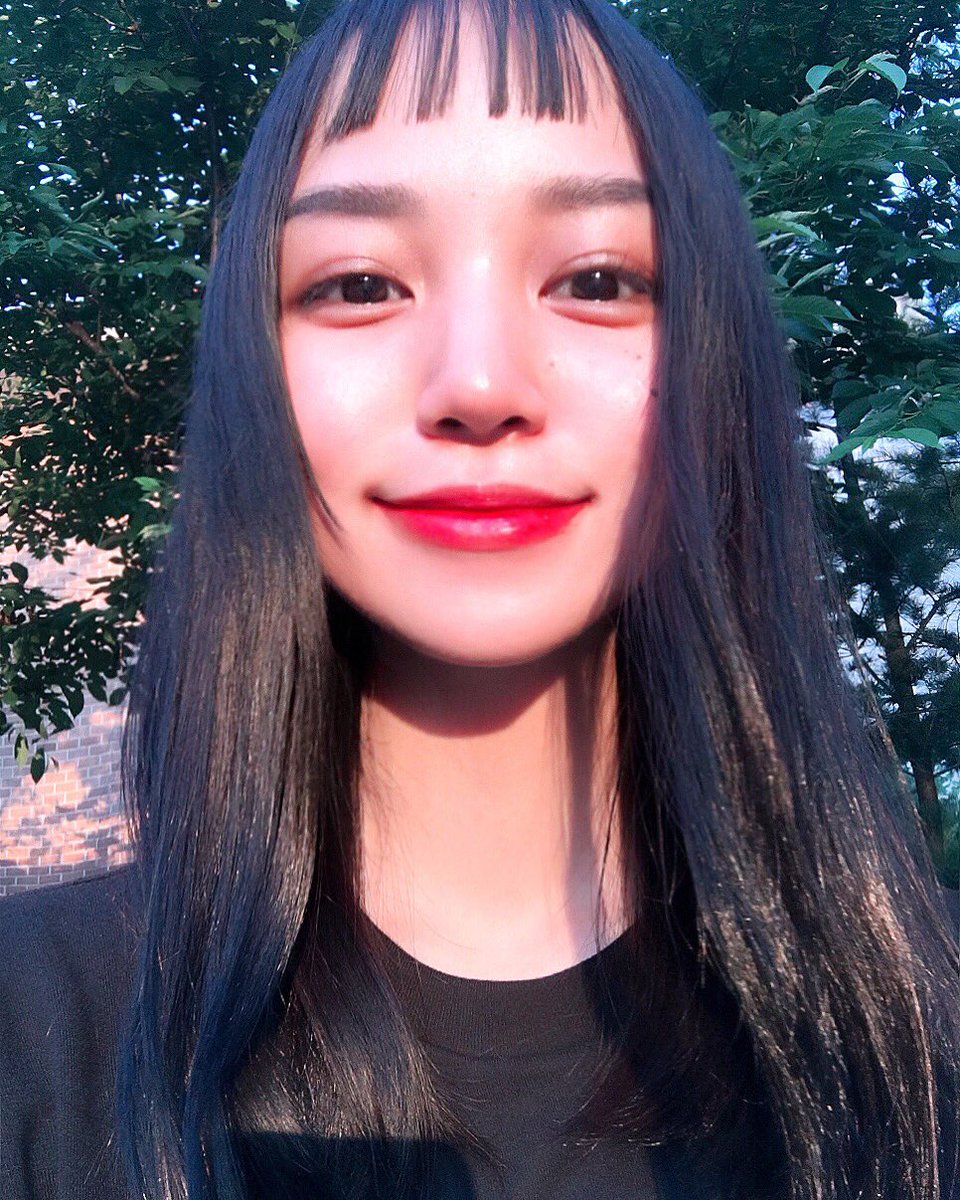 gyuna95's tweet photo. 처피뱅 https://t.co/8K0HI2Ktea