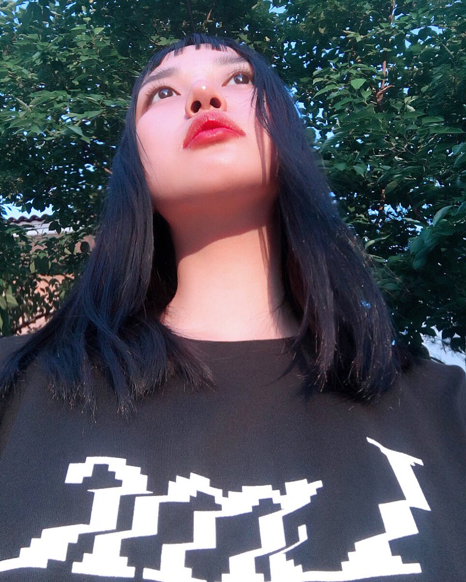 gyuna95's tweet photo. 처피뱅 https://t.co/8K0HI2Ktea