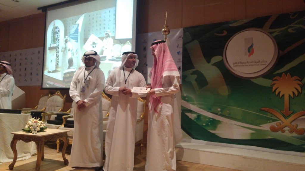 KAlqumaizi's tweet photo. نبارك للطلاب
عبدالحميد قشقري
عاصم شديد
عبدالرحمن الشويرخ
#كلية_الطب
#جامعة_الامام
بفوزهم بالمراكزالاولى
 #UQUFHR https://t.co/ki9hsdnMb8
