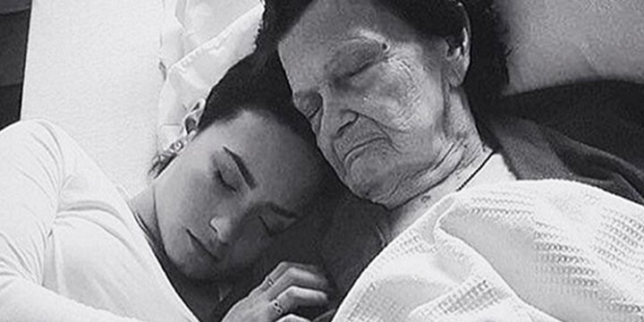 .<a href="/ddlovato/">Demi Lovato</a> mourns the death of her great-grandmother in an emotional tribute peoplem.ag/H3r4AtJ