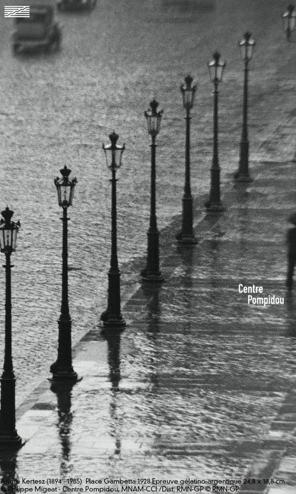 Ah ! Le printemps. #AndréKertesz #PlaceGambetta #pluie