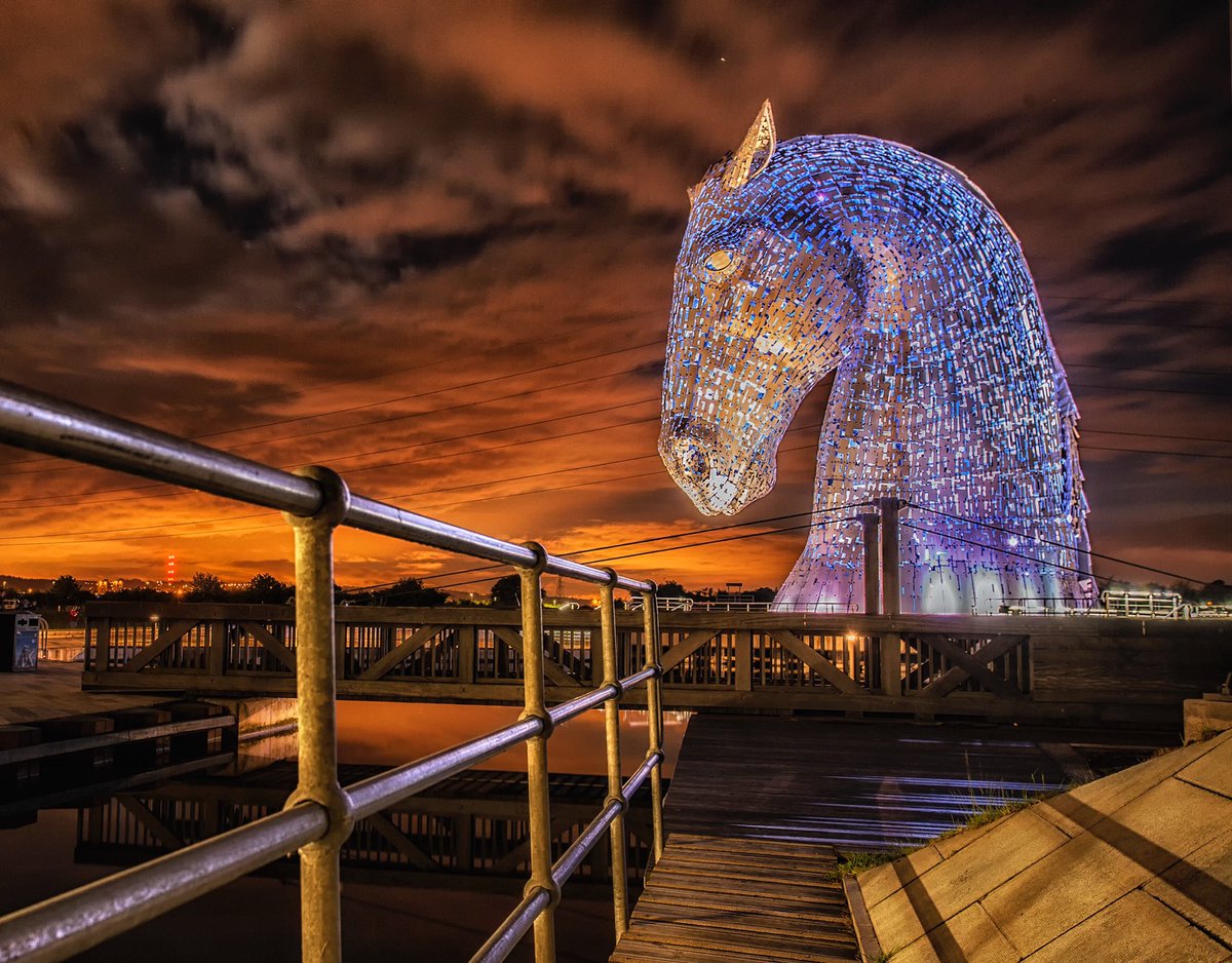 The Kelpies <a href="/VisitScotland/">VisitScotland</a> 

#kelpies #Scotland #sculpture