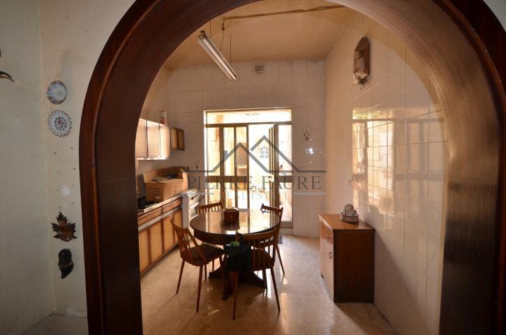 PropertyMrktMT's tweet photo. 3 Bedroom Town House #ForSale in #Birkirkara #Malta. See more details: https://t.co/f1AQOTL4D5 https://t.co/JezUtsa6IA