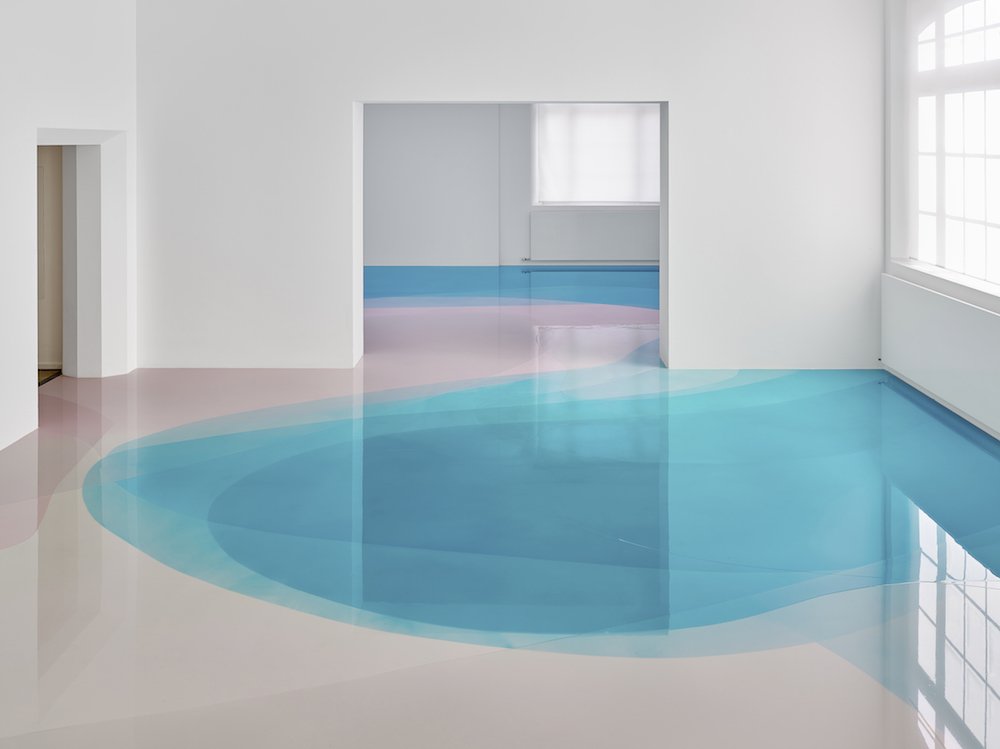 Llamasvalley's tweet photo. Museum’s floor in fresh pastel: https://t.co/uEQV98CeXo https://t.co/MblM5HbJyR