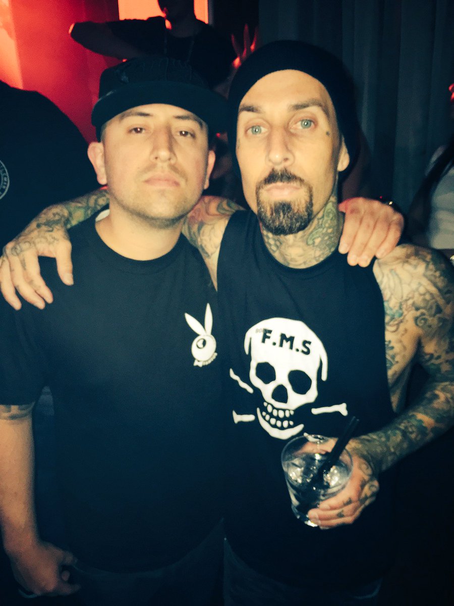 famousboy06's tweet image. Thanks for your time @travisbarker #RadTimes #HydeBellagio #FamousFamily