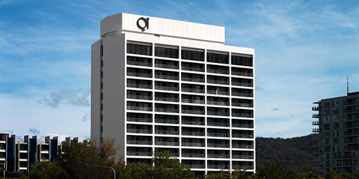 esriaustralia's tweet photo. #DirectionsLIVE is wrapping up in Canberra today - head to the pre-function area at @QTCanberra to register from 8am https://t.co/FOLuNBOcKU