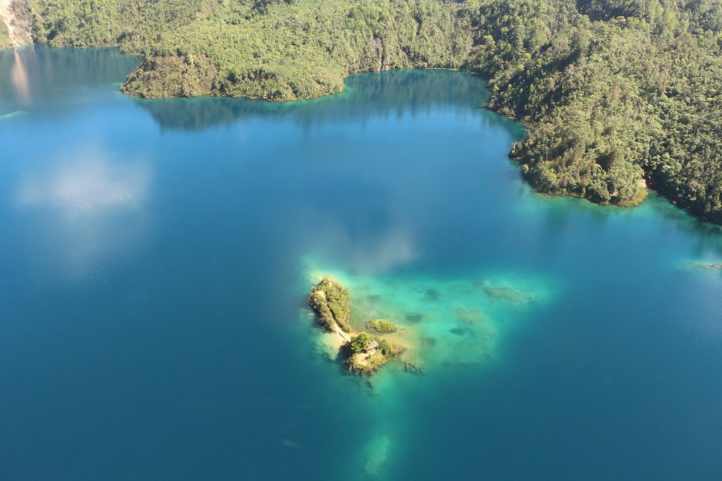 Imarketing20's tweet photo. #LagunasDeMontebello
Sin duda alguna uno de los sitios naturales más hermosos de #México, y se encuentra en #Chiapas https://t.co/rmLxPjdCh3