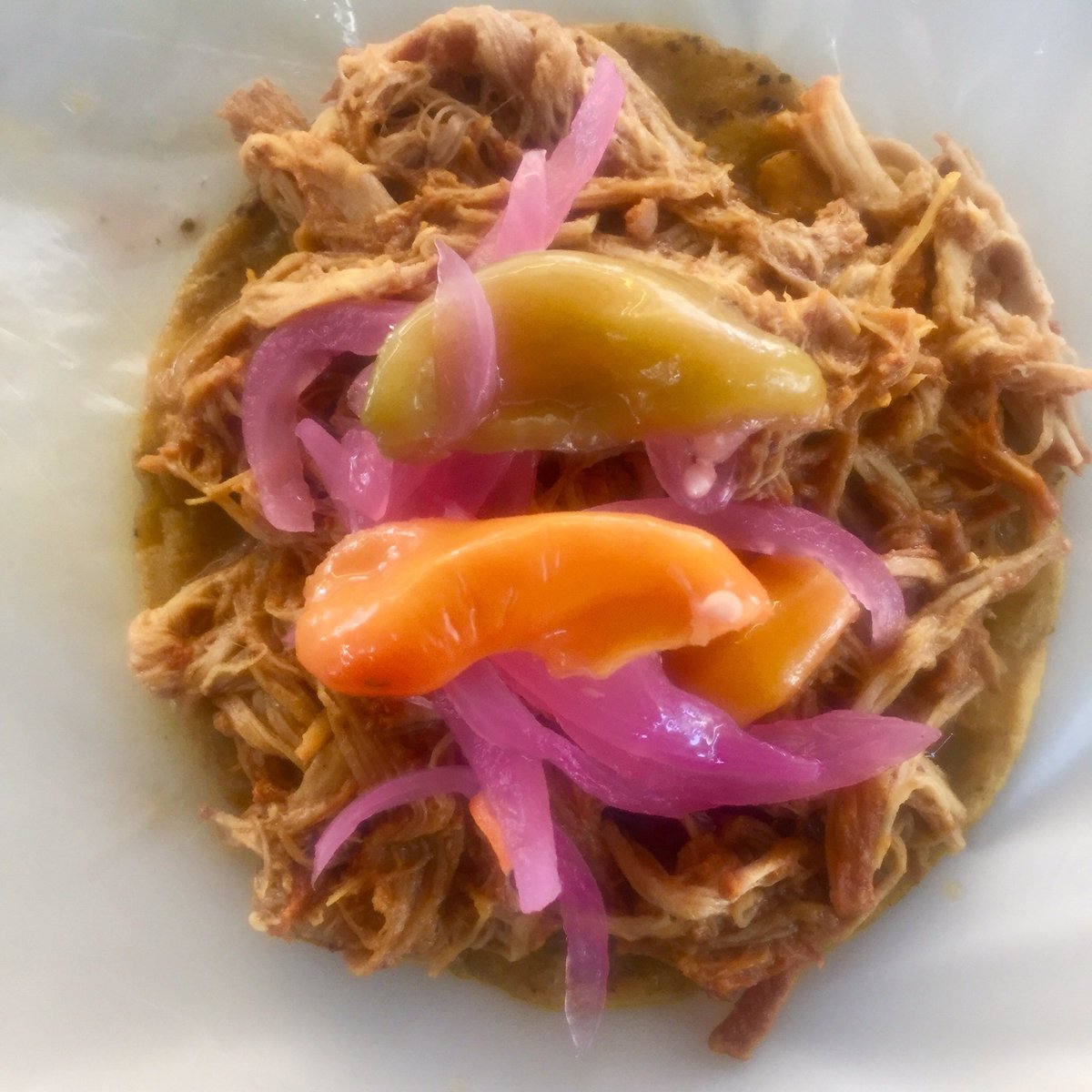 lacochinitadf's tweet photo. #LunesPibil en Lindavista #AutenticaCochinitaPibil #Panucho #CochiQueso #CochiBomba #ChileHabanero #MáareQueCosa https://t.co/qX45bfVAHb