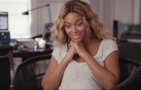 iadorewomen_'s tweet photo. When u flirt too much and u get urself into a relationship https://t.co/EGOWtGadIk