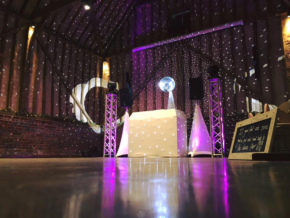 InfoCosmic's tweet photo. Thank you @LillibrookeMnr for having us yesterday for Lauren &amp; Jason's very special day! #bestweddingdj #ultimatedj https://t.co/CZSZp9wKtO