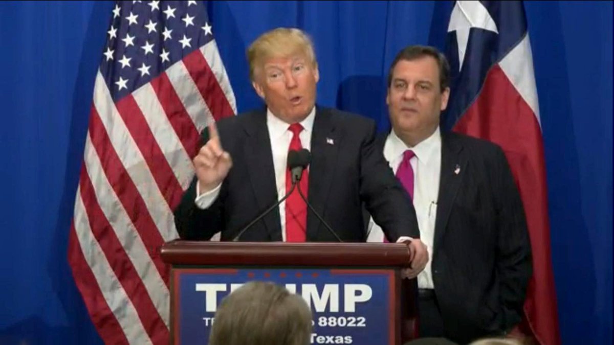 NewsThisSecond's tweet photo. Get all the latest news,videos and developments about Donald #Trump at our #TrumpHub
https://t.co/oaCMxXrG1I https://t.co/vMLHdAKOXP