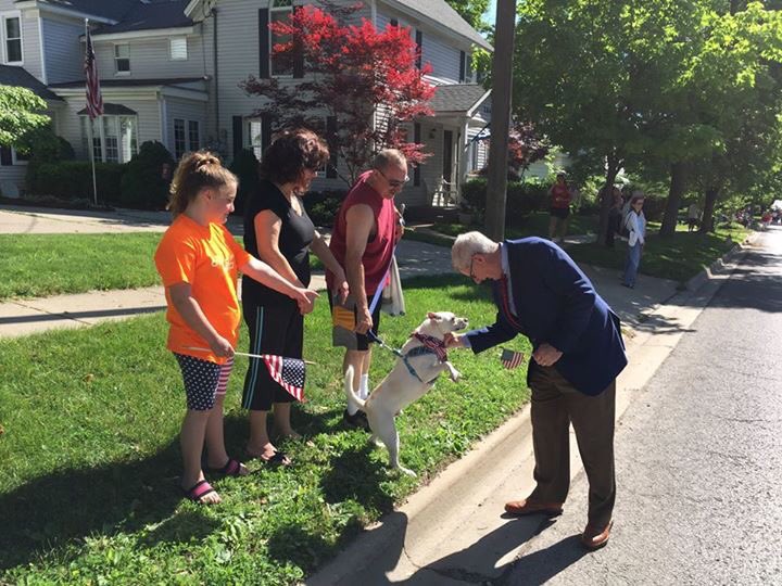 PaulMitchell4us's tweet photo. Honored to walk with so many veterans that served their country in Romeo's Memorial Day Parade &amp; Ceremony #MI10TH https://t.co/kwtgOJZEo7