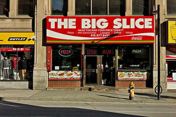 blogTO's tweet photo. The Big Slice has shut down https://t.co/xfzN73GUi8 https://t.co/xhL3sFum7y