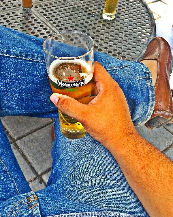 AffligemMexico's tweet photo. Que calor! 😉✌🍻🍺
De invitado👽
#Heineken #Cuahutemoc #mty #Cerveceria #beer #Nuevoleon #Affligem by bladimirconb https://t.co/Itsv0SGNZ6