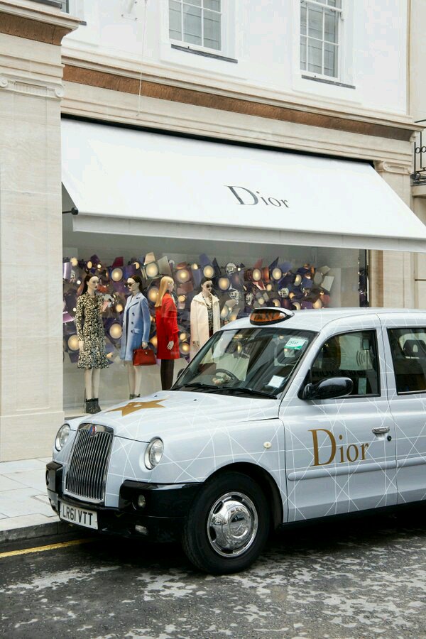 VictoriaBabenko's tweet photo. @Dior https://t.co/d4V3AcL9vA