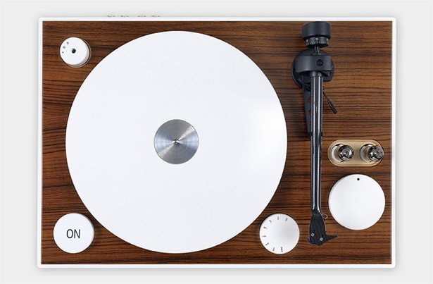 GPinto ON is the first plug and play turntable that features very compact size. buff.ly/22tPa4n