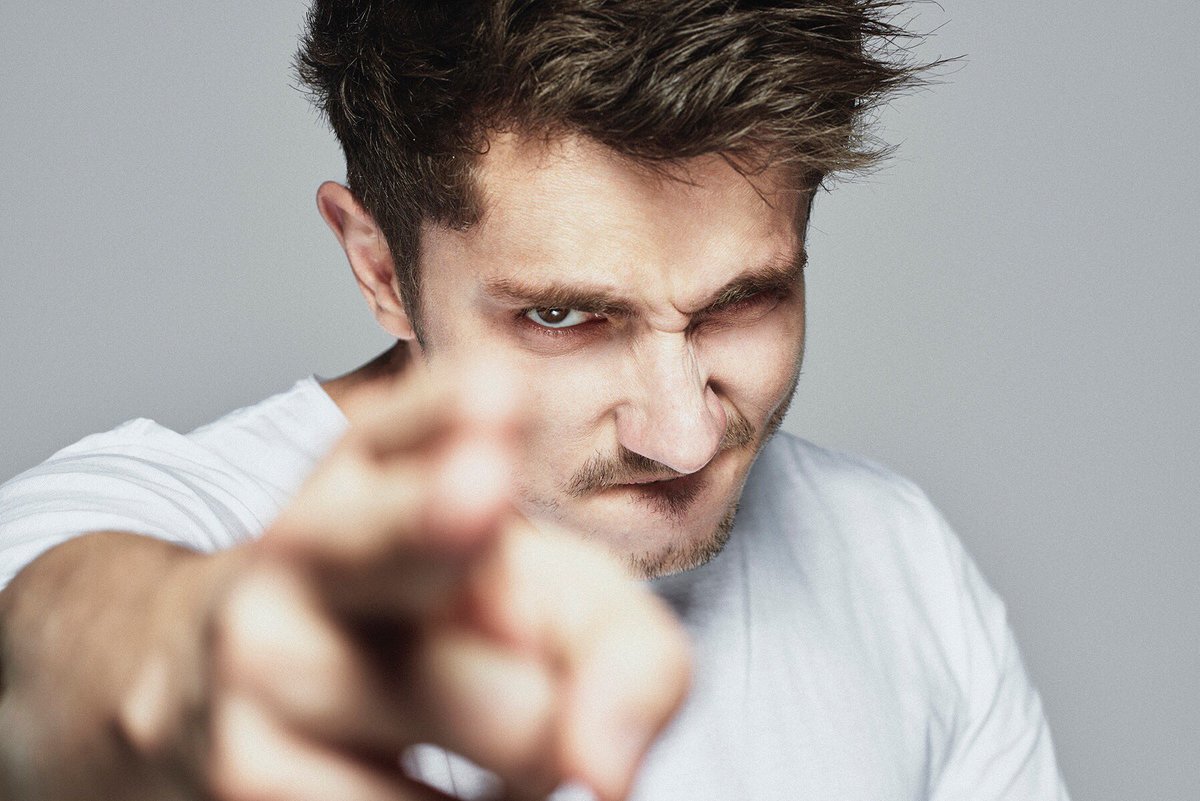 StudioMatignon's tweet photo. Nouvelle photo de @guillaumepley au #StudioMatignon ! Abonnez-vous pour ne pas rater les autres! (By @VincentBinant) https://t.co/iqK8RU2KRe