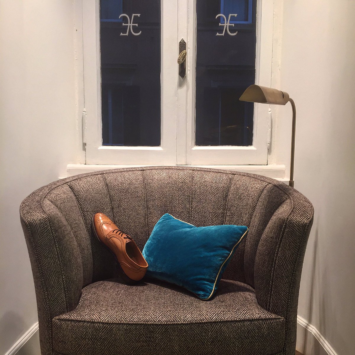eleonorantonell's tweet photo. Quando la moda e l'eleganza chiamano il #madeinmarche risponde #artigianointour #FABIshoes #FLEXGOODYEAR @FabiGroup https://t.co/hnQpGp8q5C