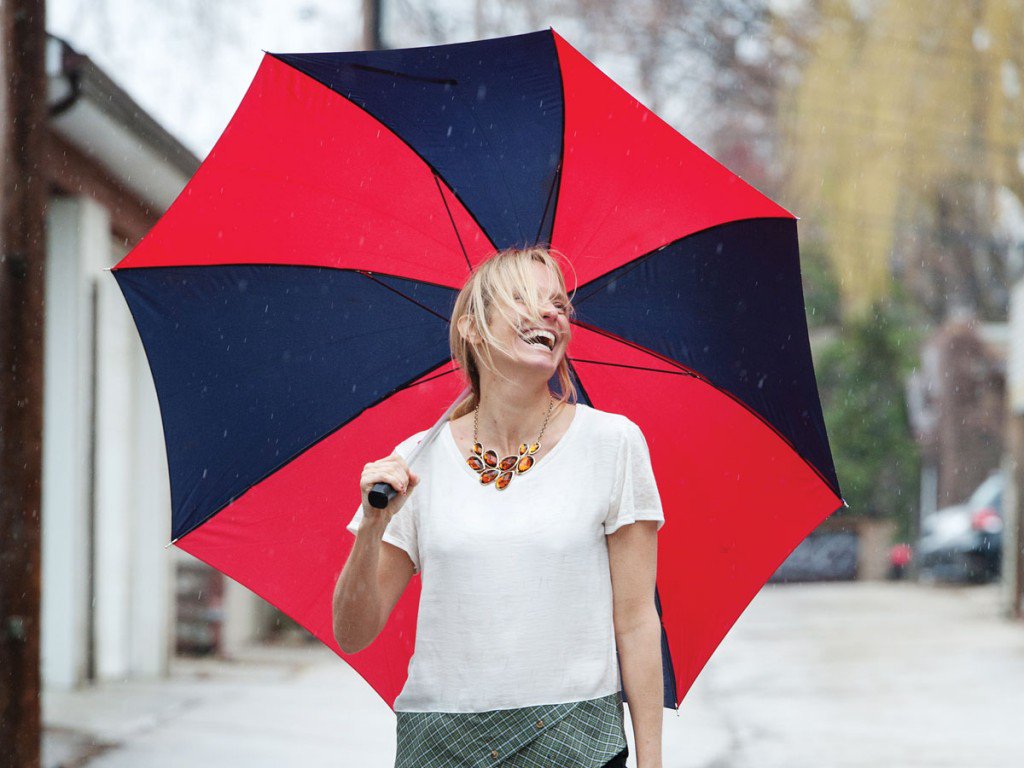 We chatted with <a href="/prelovedjules/">julia grieve</a> and got a behind the seams look at <a href="/prelovedtoronto/">getpreloved.com</a>: bit.ly/1TTaSN8