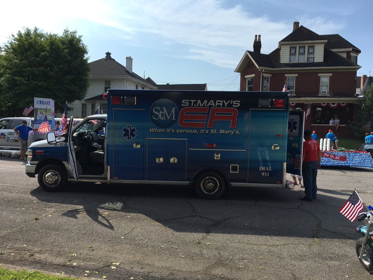 StMarysMed's tweet photo. Thanks to @CabellCountyEMS for joining us in today's #IrontonMemorialDayParade ! https://t.co/FC9TKlsU9y