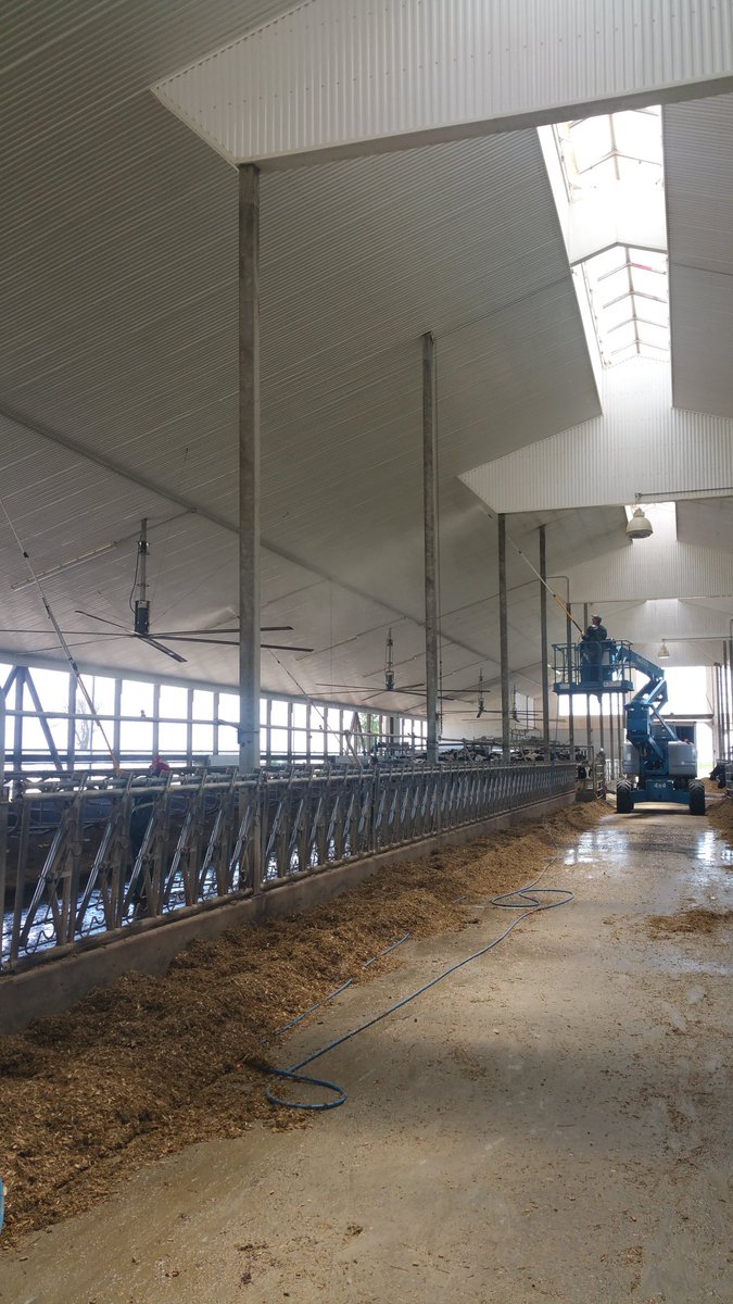The cleanup begins inside the barn @Veldale in preparation of BOTF! <a href="/FarmFoodCareON/">Farm & Food Care Ontario</a>