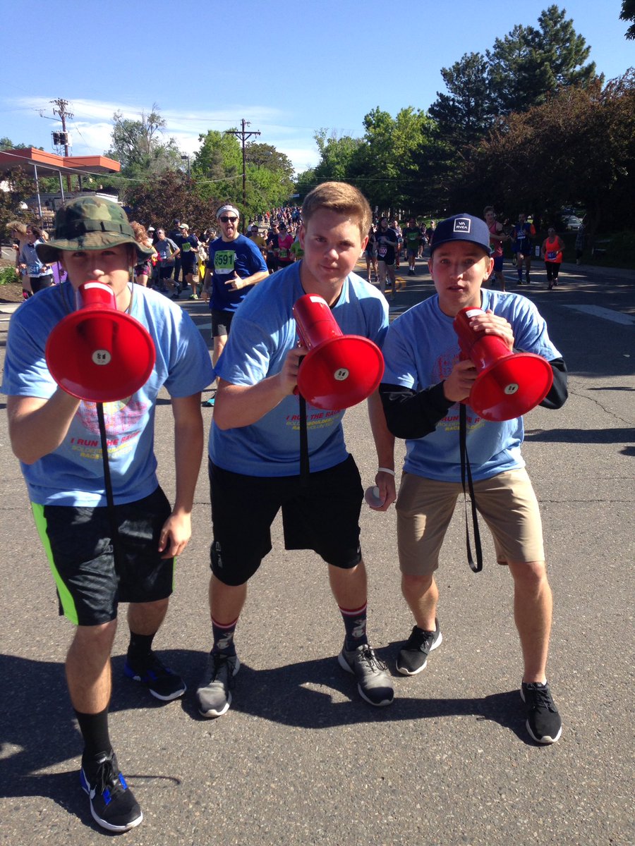 bhs_bluecrew's tweet photo. Bullhorn crew! https://t.co/m7h6KIVCQt