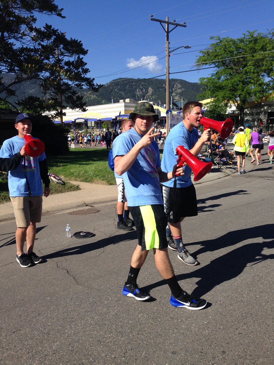 bhs_bluecrew's tweet photo. Bullhorn crew! https://t.co/m7h6KIVCQt