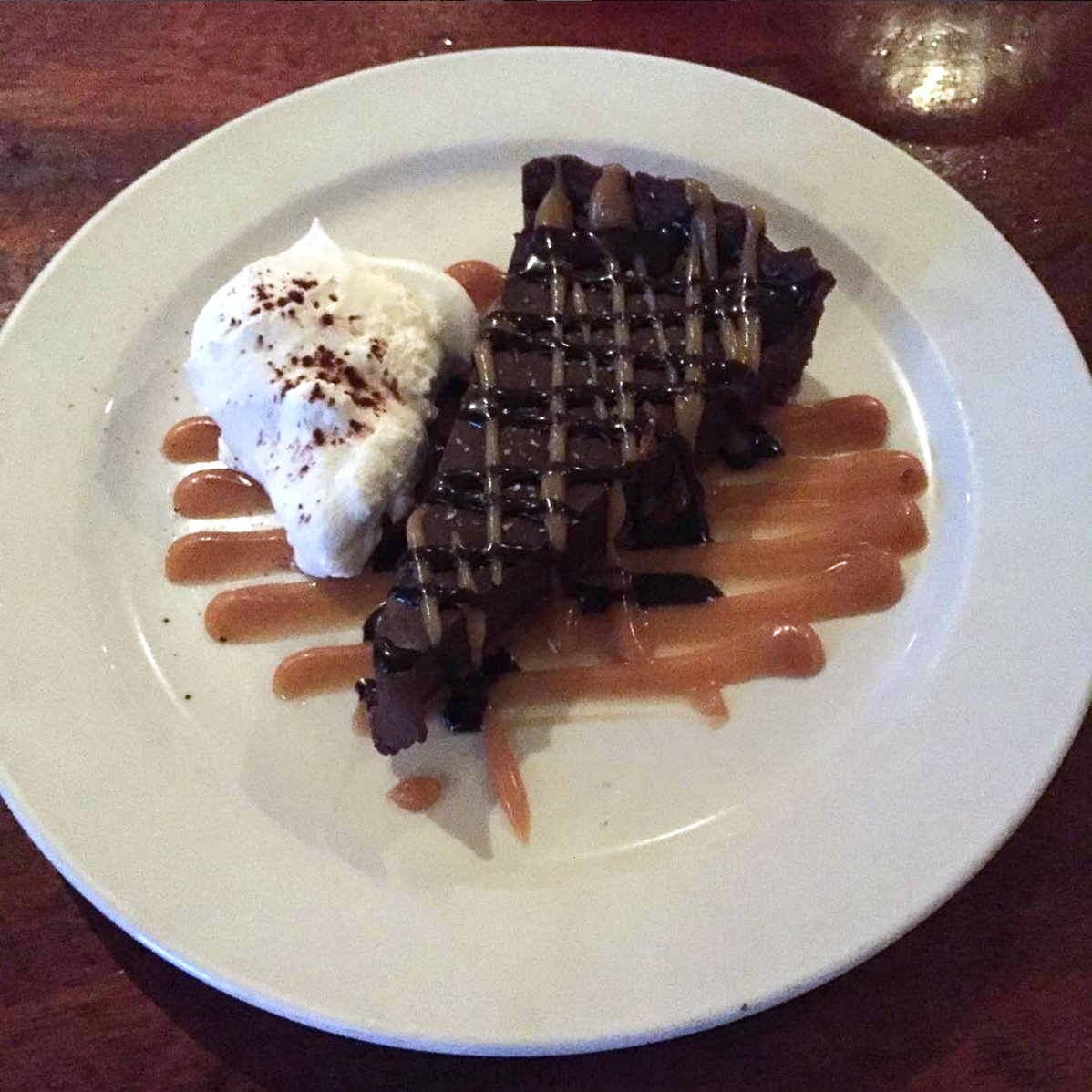 TheRoomsME's tweet photo. Craving something sweet? Visit us at The Front Room to try this beauty. Regram @alexia.christy on Instagram. https://t.co/jXnGNikb3t