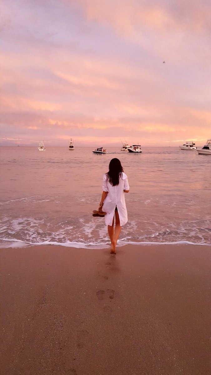 AngelicaCelaya's tweet photo. My path hasn't been easy
But it has always been an adventure 🙏🏼 https://t.co/zYCiXTMA0N