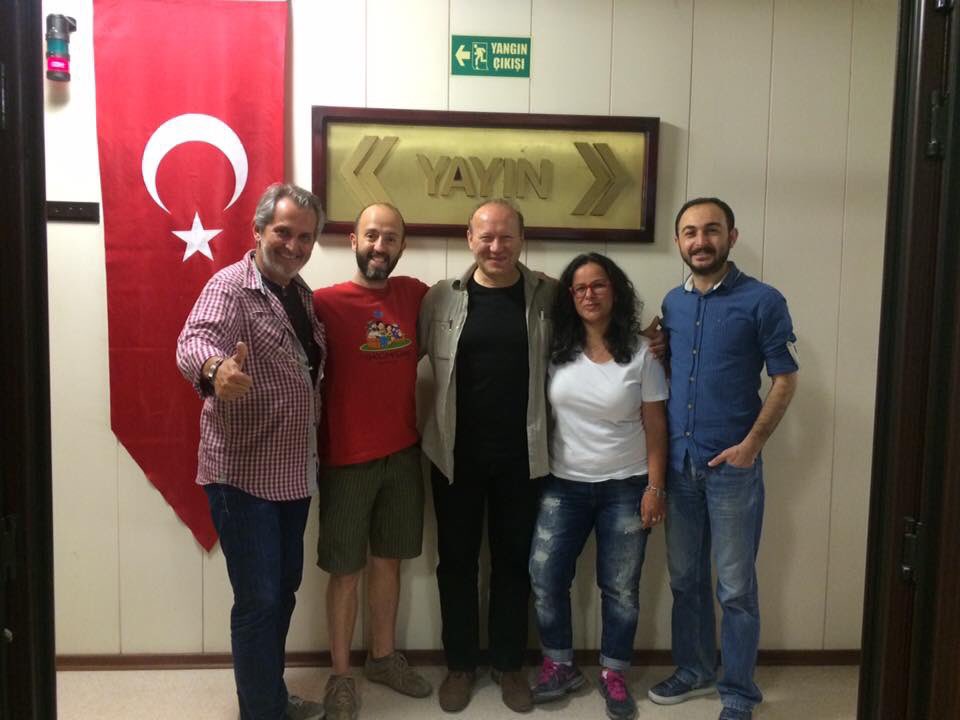 .<a href="/sirtcantalilar/">Sırtçantalılar</a> <a href="/Gece_Seyri/">Gece Seyri</a> Yayına hazırız.