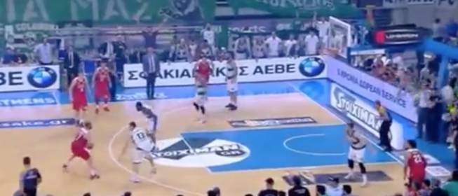 Vídeo | Spanoulis retiró a Diamantidis con este triplazo en su cara  ver.as/urd3k1