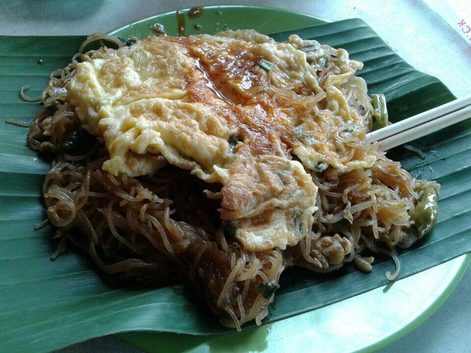 HMKusuma's tweet photo. Racing mee! #ThisIsMedanBung (@ Mie balap setia budi in Medan) https://t.co/OJbcWwjHp6 https://t.co/lbtVEJ2eB5