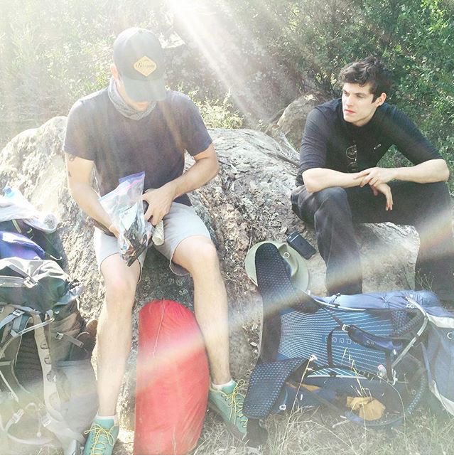 goIdenIive's tweet image. MY TWO FAVORITE ACTORS WENT ON A HIKE TOGETHER TODAY 2 AND HALF HOURS AWAY FROM WHERE I LIVE IM SO SAD