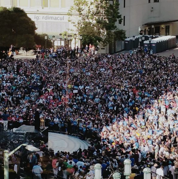 Bernie in Oakland