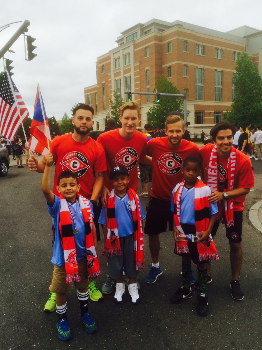 CTUnitedFC's tweet image. The squad took part in New Britain's #MemorialDay Parade where they spent time with our beloved fans #CTUnitedFC