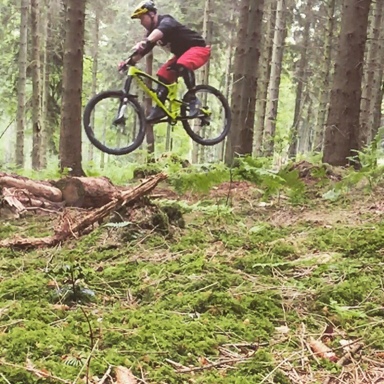 Great days shredding on the <a href="/Nuke_Proof/">Nukeproof</a> mega, real fast and smooth trail bike