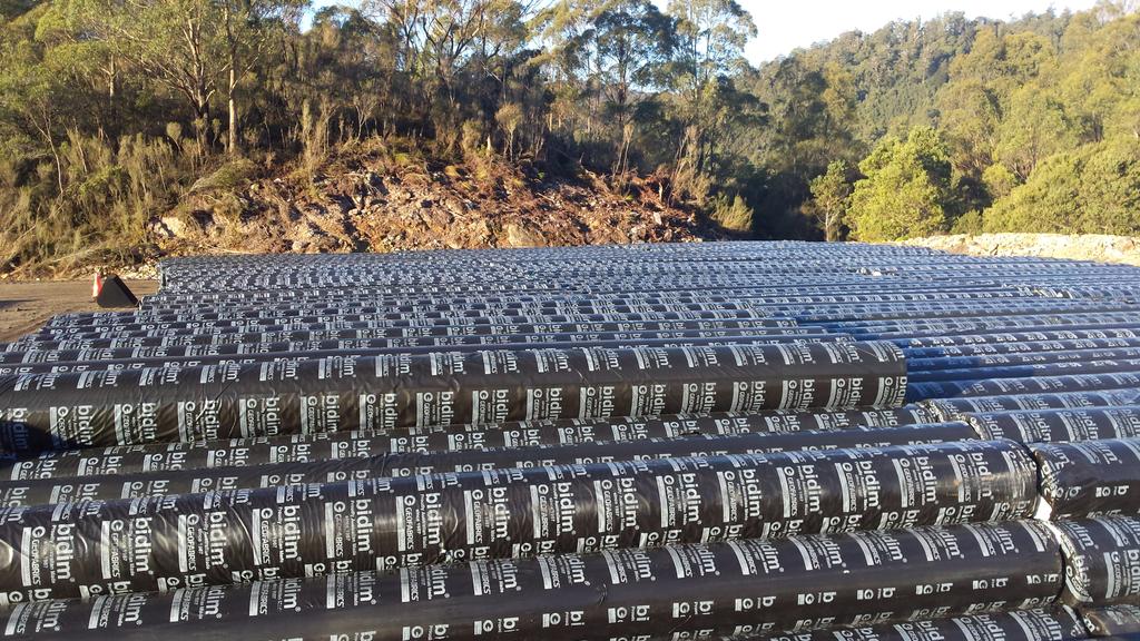 Aeramix's tweet photo. A nice big pile of @Geofabrics_Aust A64 in Rosebery ready for install by our crews #luvourliner #teranap https://t.co/iJNWjF9QVc