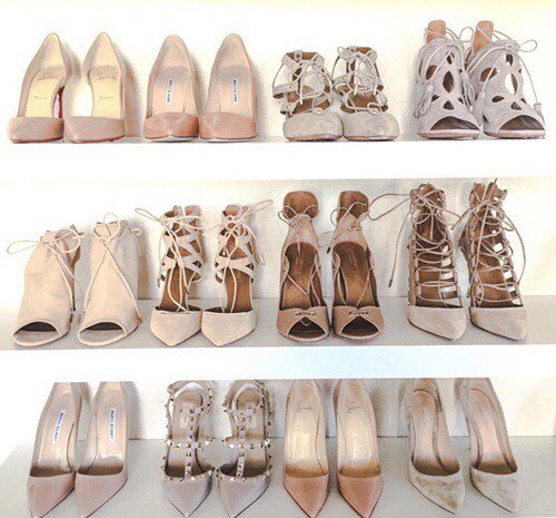 SexyShoesBlog's tweet photo. Sexy Shoes Blog: https://t.co/BD6ETN6yec #shoes &amp; #heels https://t.co/n4dh7FU1AP