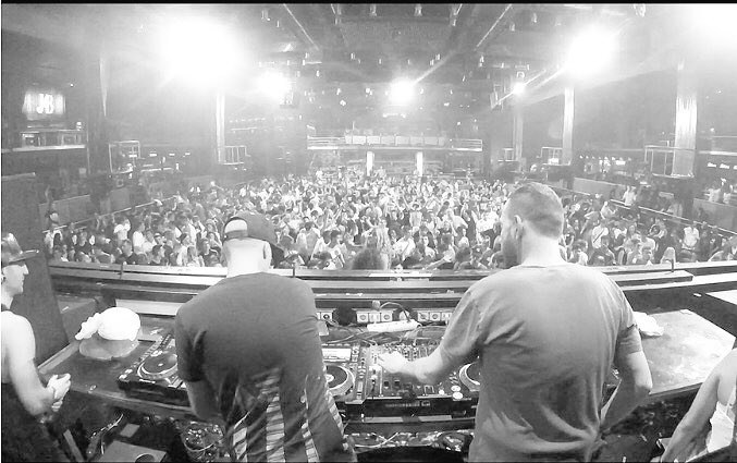 DjYeyo_oficial's tweet photo. Mr. @DJZatox and @tatankadj at @fabrikdiscoteca #wildMotherfuckerstime #hardspringday https://t.co/kgMqU71Rzg