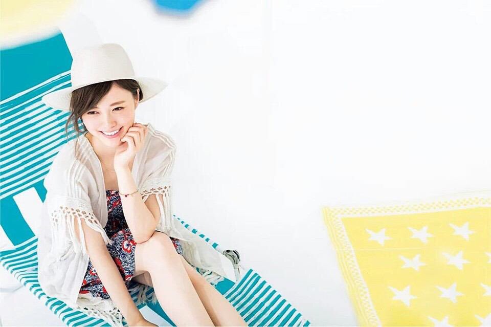 HaTuKoi46466's tweet photo. .

おはようございます💕

白石です😶👍🏻

最近 暑いですね💭

白石 暑いの 苦手なので 夏が 嫌なんです 😂💭←

今日も １日頑張りましょう💕 https://t.co/ohqZ6rN9m3