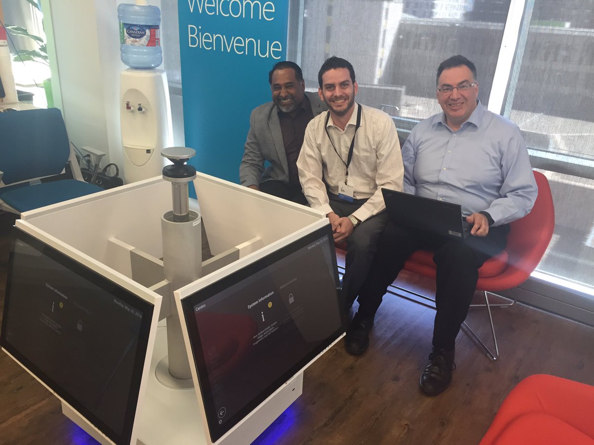 VAL_FERNANDEZ's tweet photo. Hanging out with the @Polycom guys @Microsoft while we play with the #centro. @SharpsAV https://t.co/fcS6kHG88m