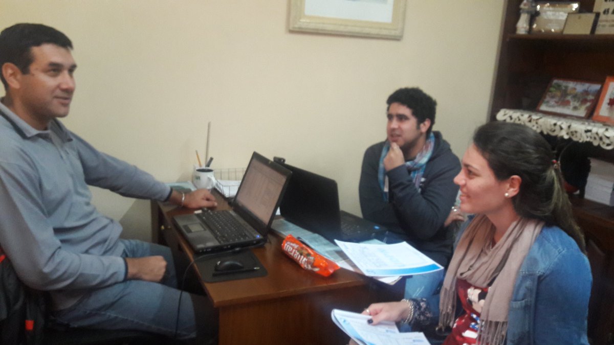 mariluleverberg's tweet photo. @udpm_obera trabajando en protocolo! Queremos estar junto a c/escuela e institución, en cada aniversario! #desafíos https://t.co/HNNYgG3PYg