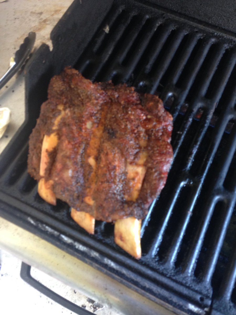 GoCritter's tweet image. You know the ribs are good when nobody goes for the BBQ sauce. Happy Memorial Day! From GoCritter