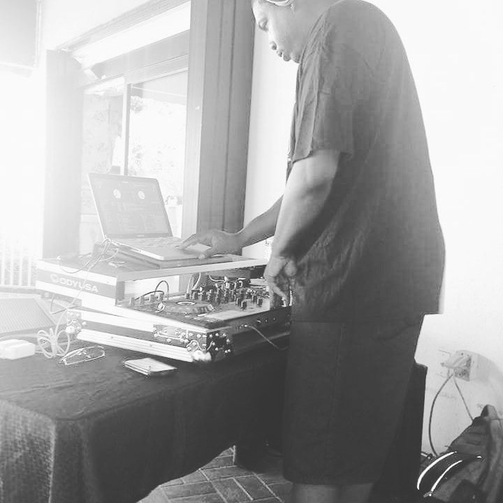 darealistzo's tweet photo. No matter I stay grinding ..... #djlife #psycheworld #dj #seratodj #serato #pioneerdj #Pioneer https://t.co/7lF4VDWSKf