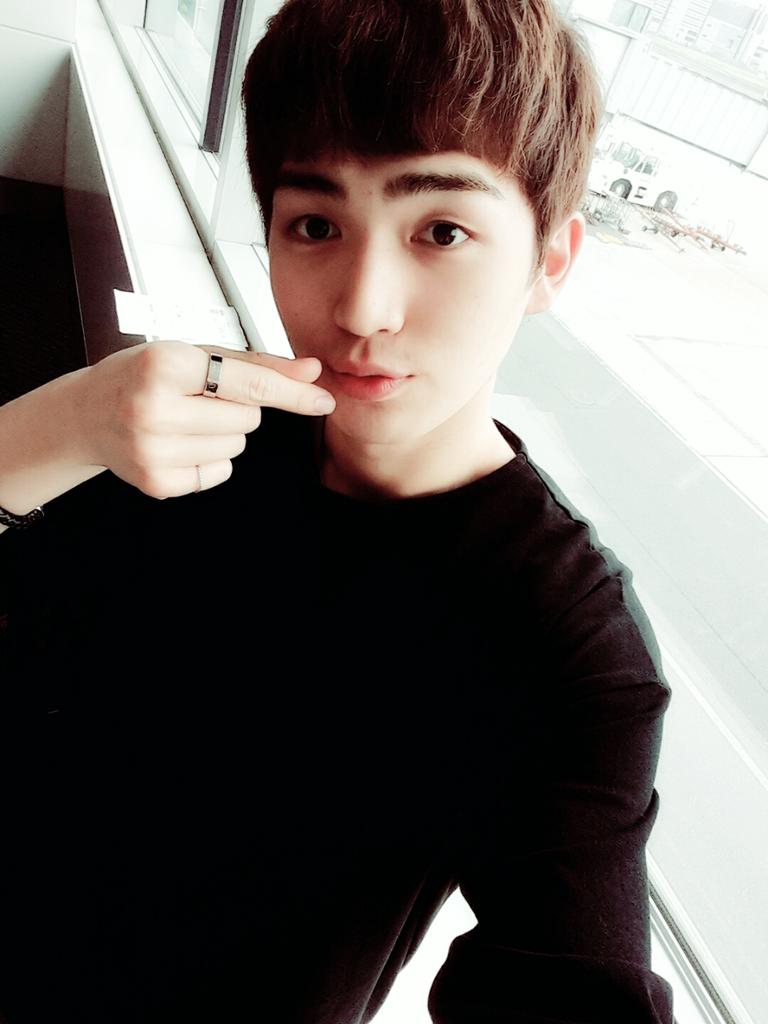UP10TION's tweet photo. [#규진] 허니텐 여러분~ 다들 아침 먹었어요? 저희는 이제 오카야마로 갈 거예요~ 다들 아침밥 꼭 먹기! https://t.co/izfHiuTqTr