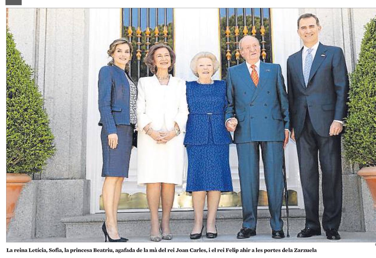 MasterEventsM's tweet image. Quan la #precedència s&apos;inverteix, com a senyal de bon amfitrionatge. Des dels extrems cap al centre #ProtocolOficial