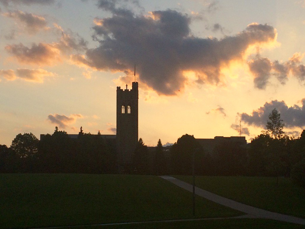 blakefly's tweet image. “@the__brando: @westernu - you're one pretty campus. #OACUHO2016 #nofilter https://t.co/NBSjJZt9xl” #truth