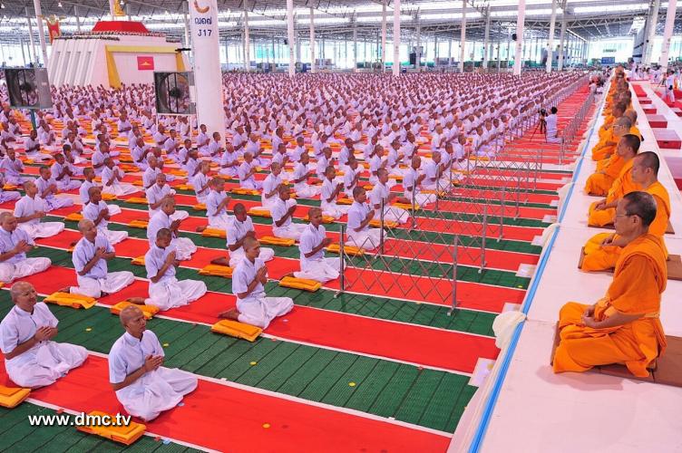 monnratt's tweet photo. #ธรรมกาย ปฏิบัติการเพื่อสันติภาพโลก ชวนต่างชาติมาปฏิบัติธรรม https://t.co/QLkTk51R3v